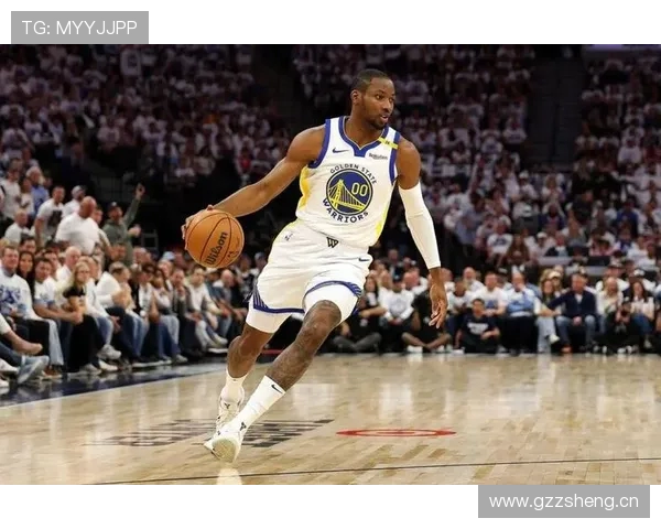 库明加强调失误影响球队节奏与能量提醒队友在疲惫时保持战术执行力